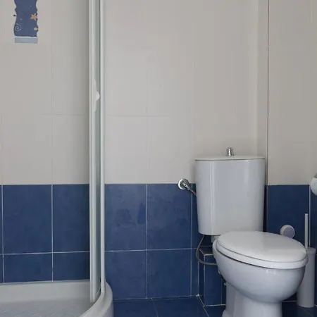 Appartement Ground Floor Beachfront Apartment, Fourka