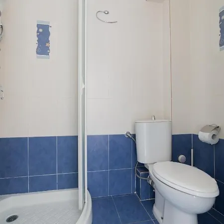 アパート Ground Floor Beachfront Apartment, Fourka *